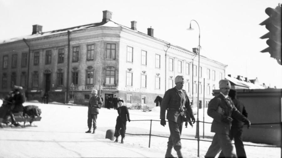 Hamngatan vid Residensbron. Foto: Ingeborg von Sydow, 1942